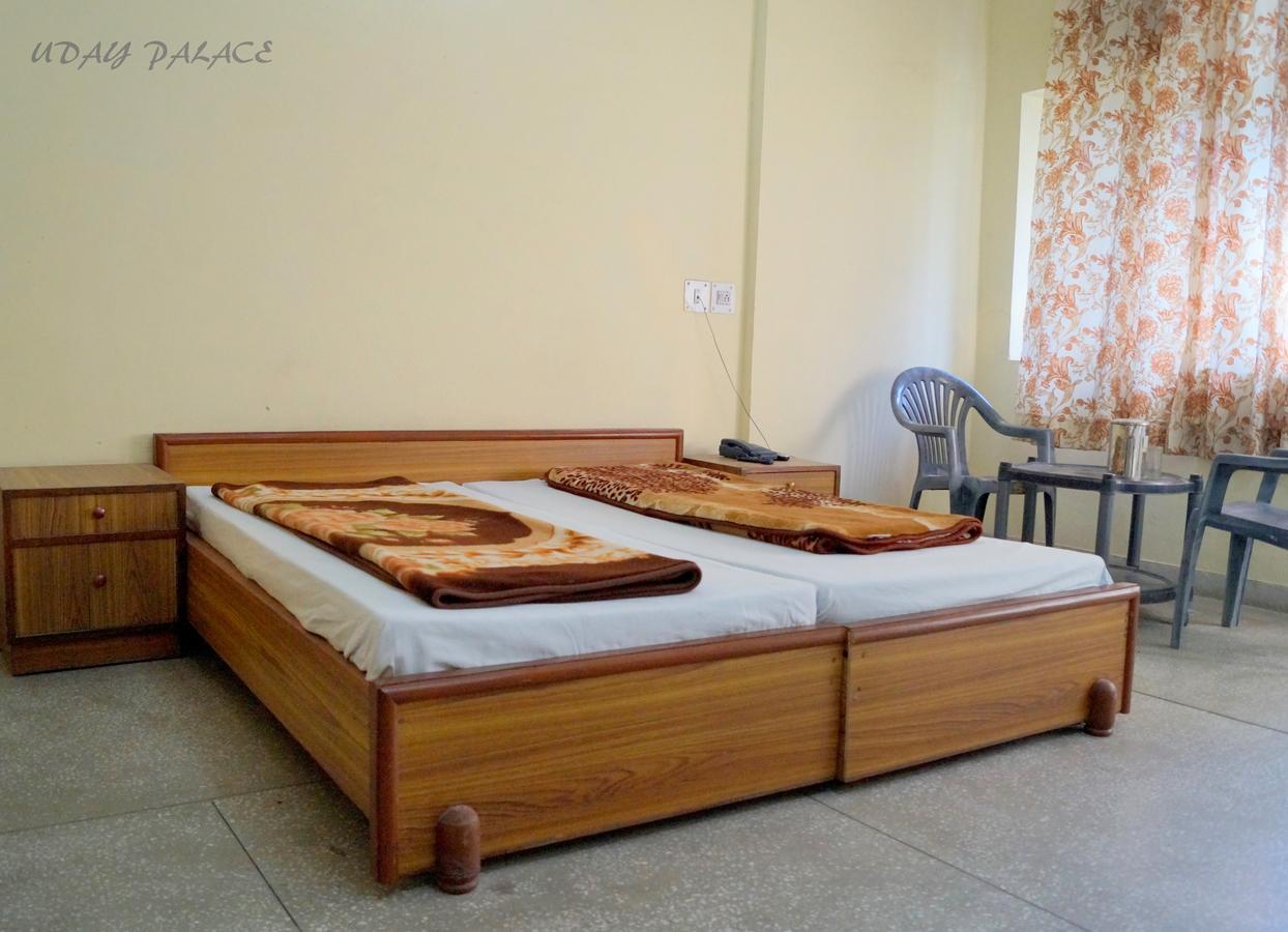 Hotel Uday Palace Pipalkoti 外观 照片