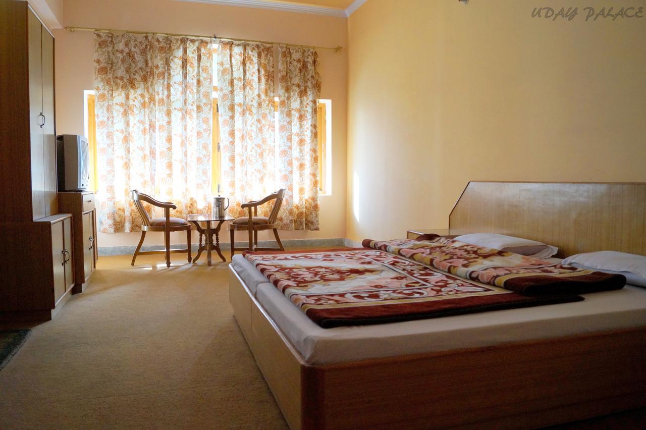 Hotel Uday Palace Pipalkoti 外观 照片